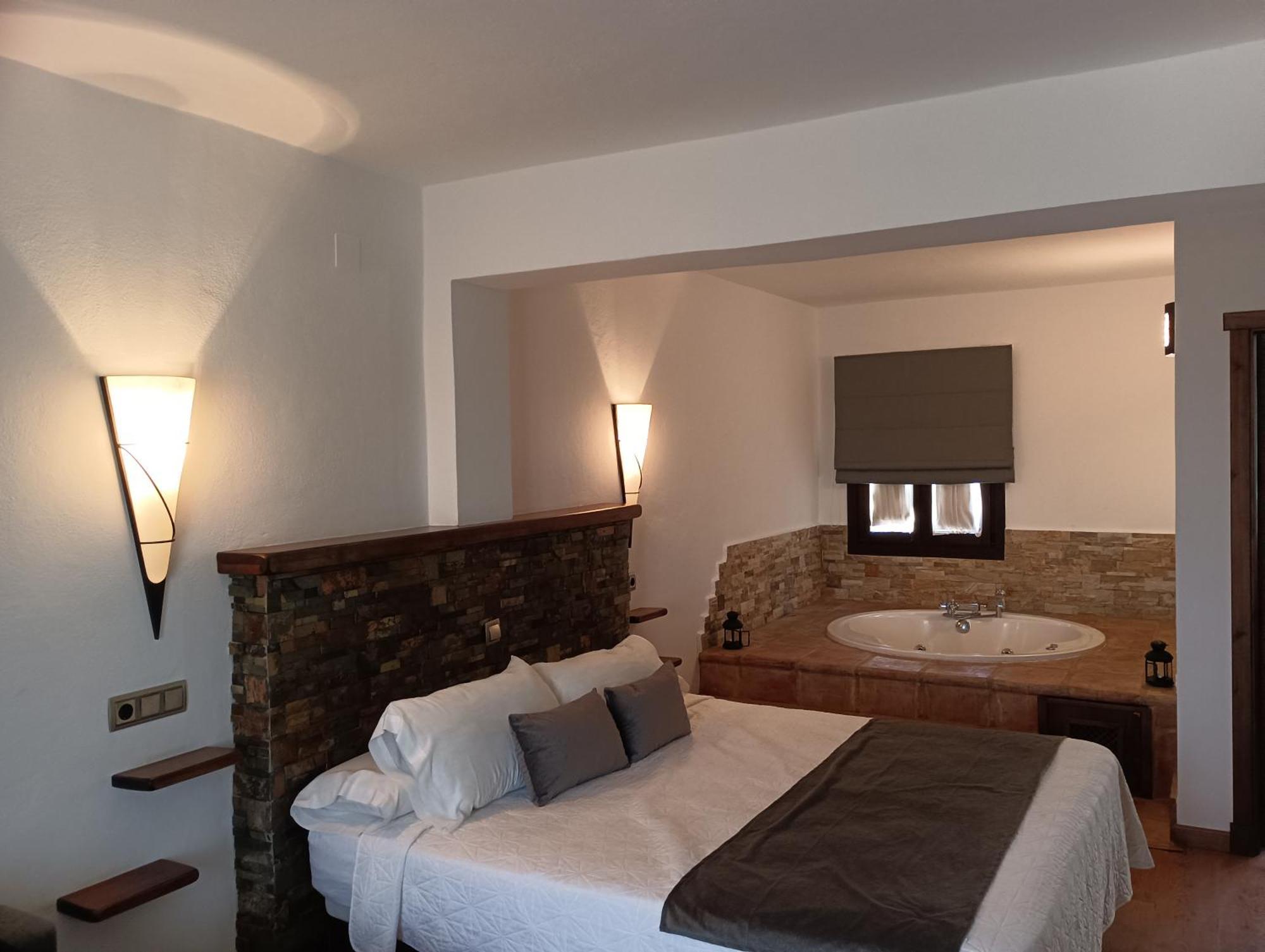 סהרה דה לה סיירה Hotel Rural Los Tadeos מראה חיצוני תמונה
